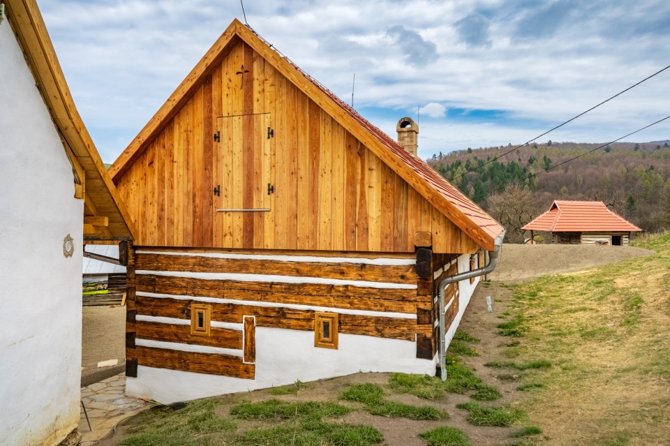Hospodářské stavení (foto 2)