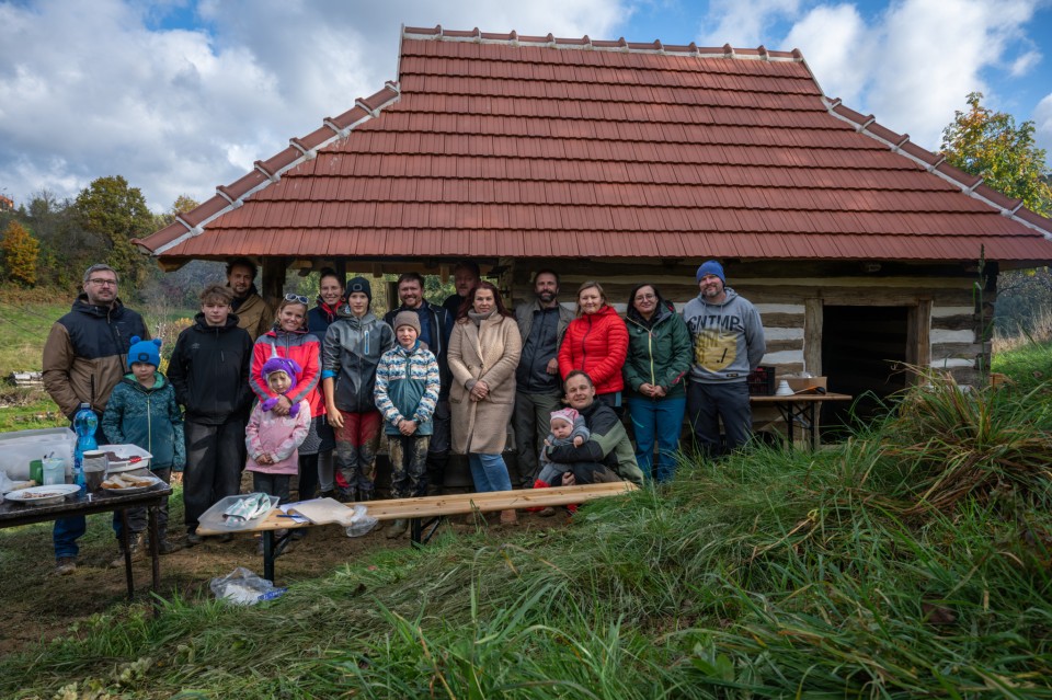 Tradičního sušení ovoce a vaření povidel (foto 8)